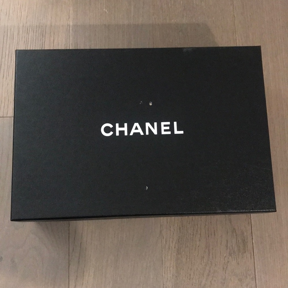 Size 36 Chanel python sandals - Picture 2 of 7